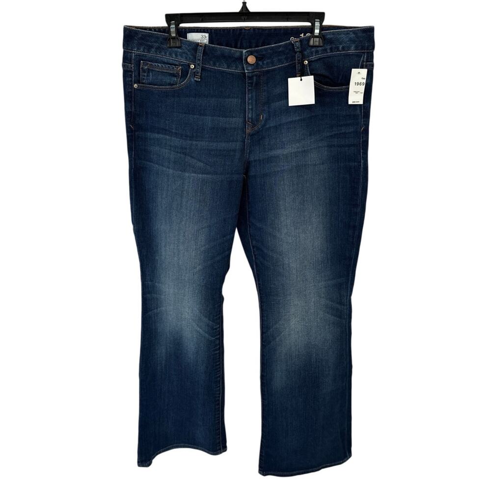 GAP NWT Perfect Boot Denim Jean in Dark Wash // 33R